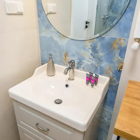 Blue Sky Z Basenem Letnim By Holidaysun Appartamento *