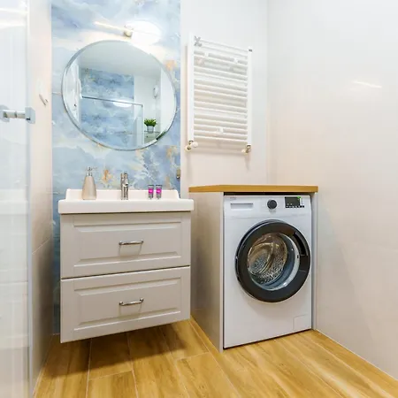 Appartamento Blue Sky Z Basenem Letnim By Holidaysun *